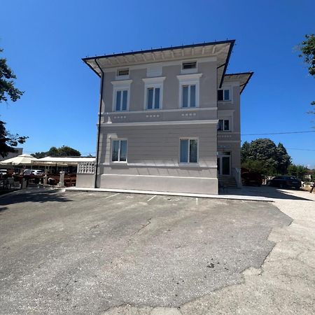 San Valentino Hotel Bašanija Eksteriør billede